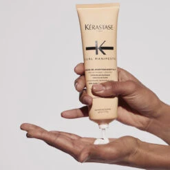 Crème De Jour Fondamentale Curl Manifesto Kérastase 150ml -Produits Capillaires Boutique Creme de jour fondammentale Kerastase Curl Manifesto 69671.1686230272