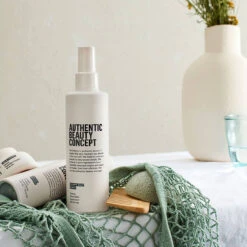 Spray Salin Texturisant Authentic Beauty Concept 250ml -Produits Capillaires Boutique spray salin texturisant authentic beauty concept 90617.1693399277
